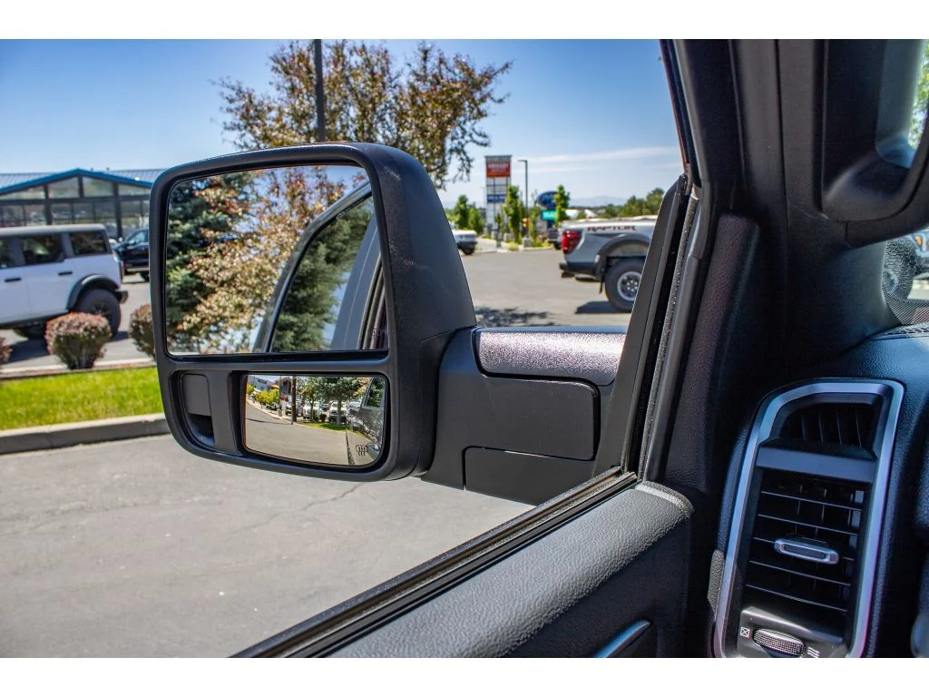 Used 2025 Granite Crystal Metallic Clearcoat Ram Big Horn image 35