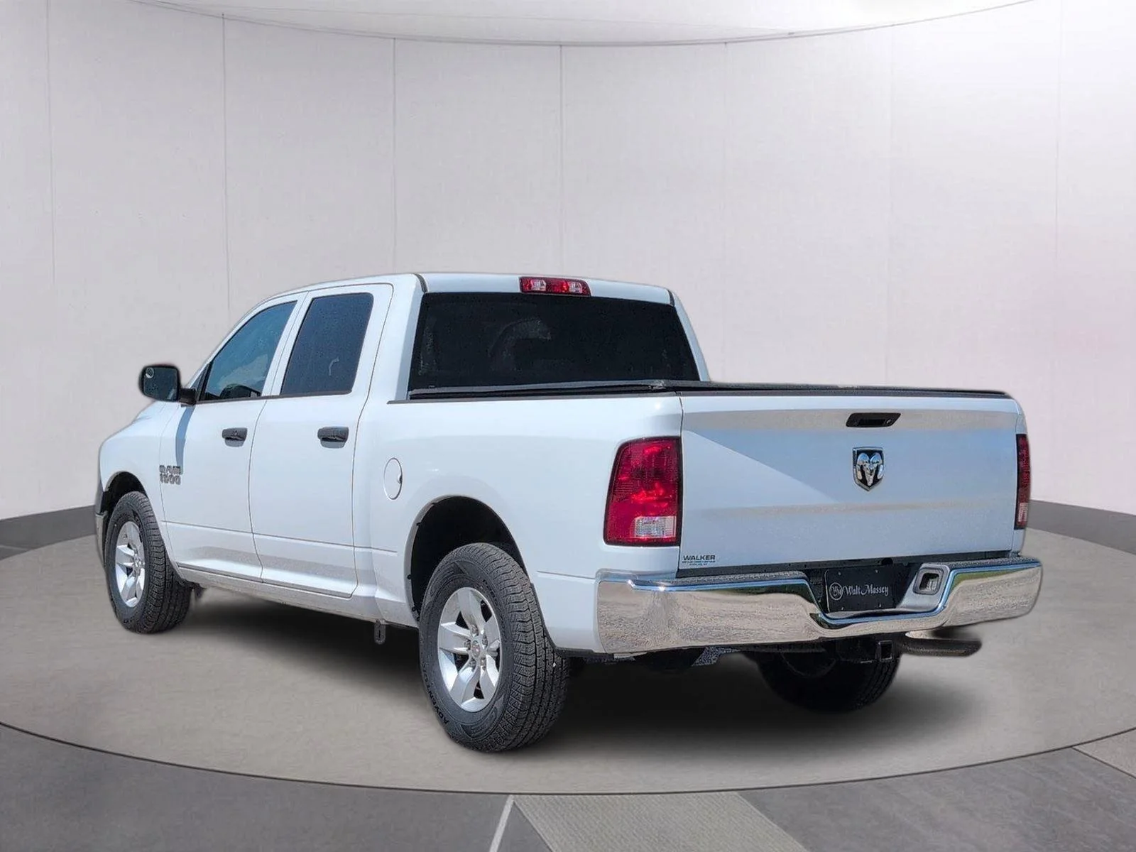 Used 2018 Bright White Clearcoat Ram Tradesman image 3