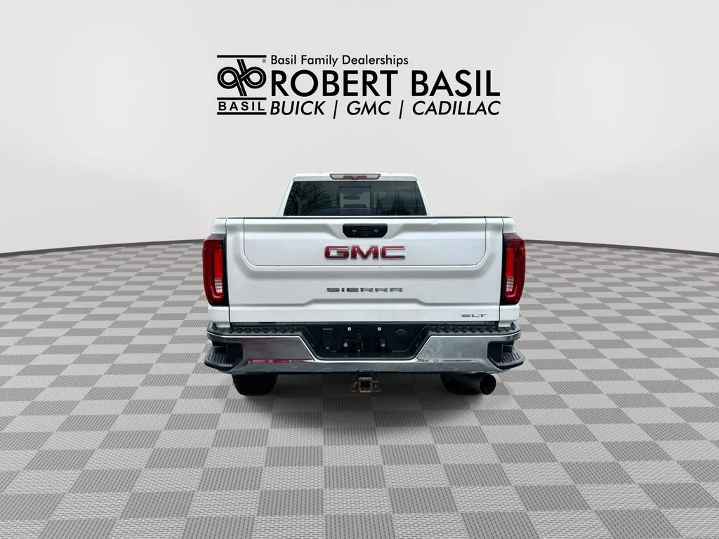 Used 2023 White GMC SLT image 7