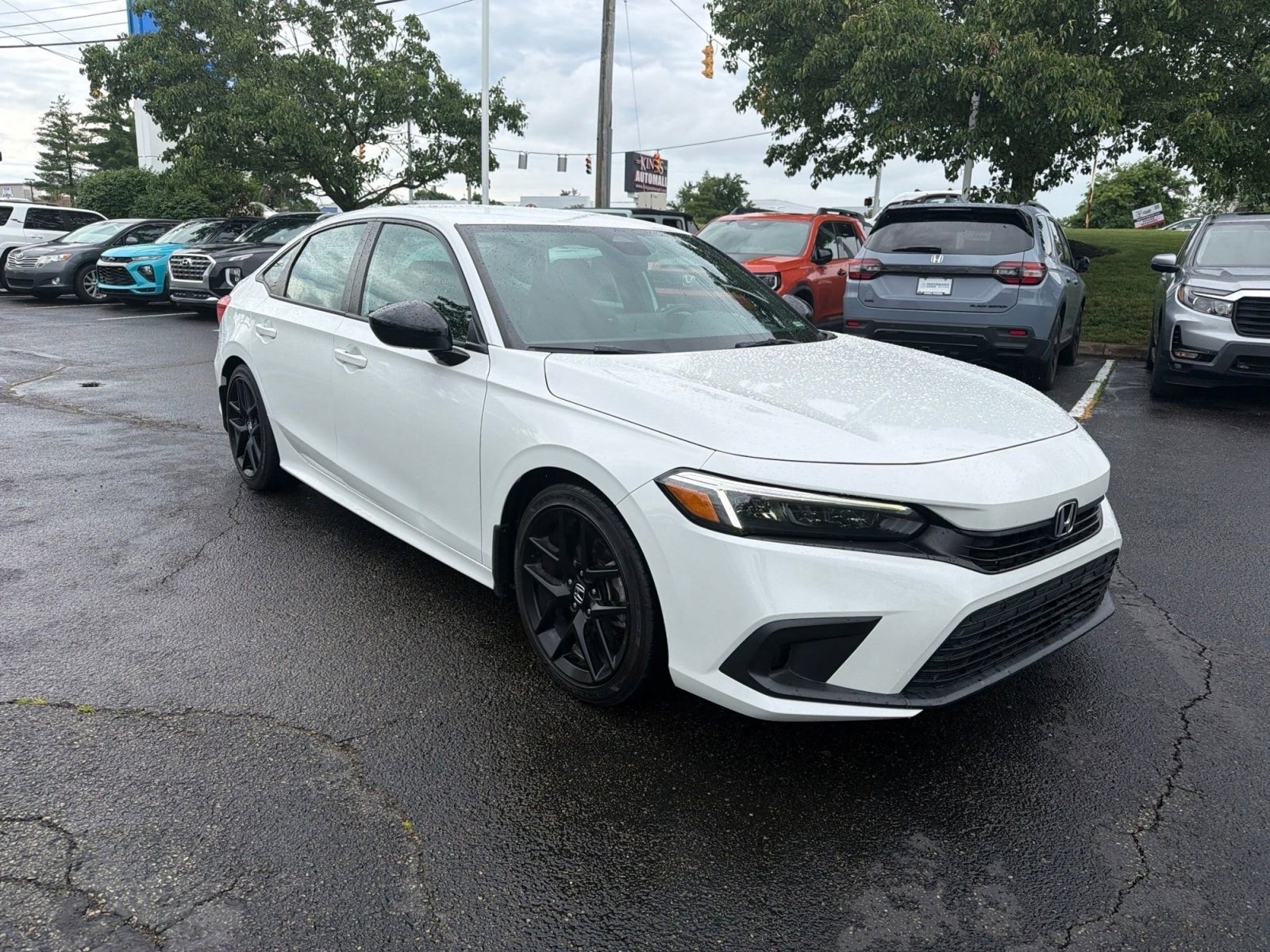 Certified Used 2023 Platinum White Pearl Honda Sport image 27