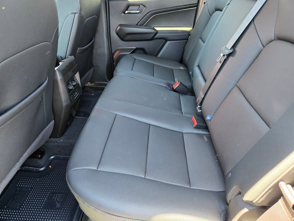 New 2026 Sterling Metallic GMC Elevation image 7
