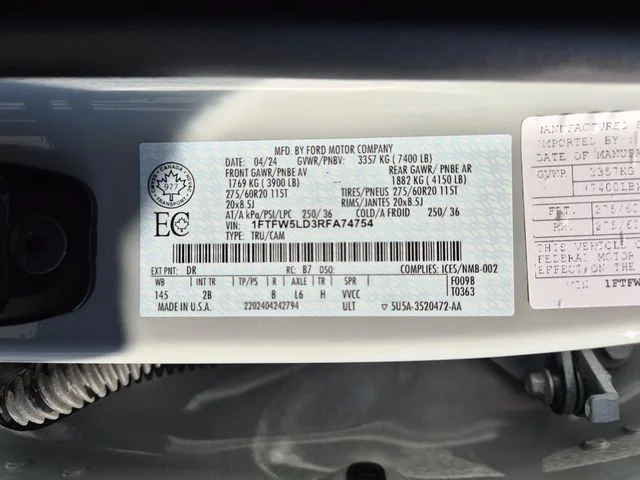 Certified Used 2024  Ford Lariat image 25