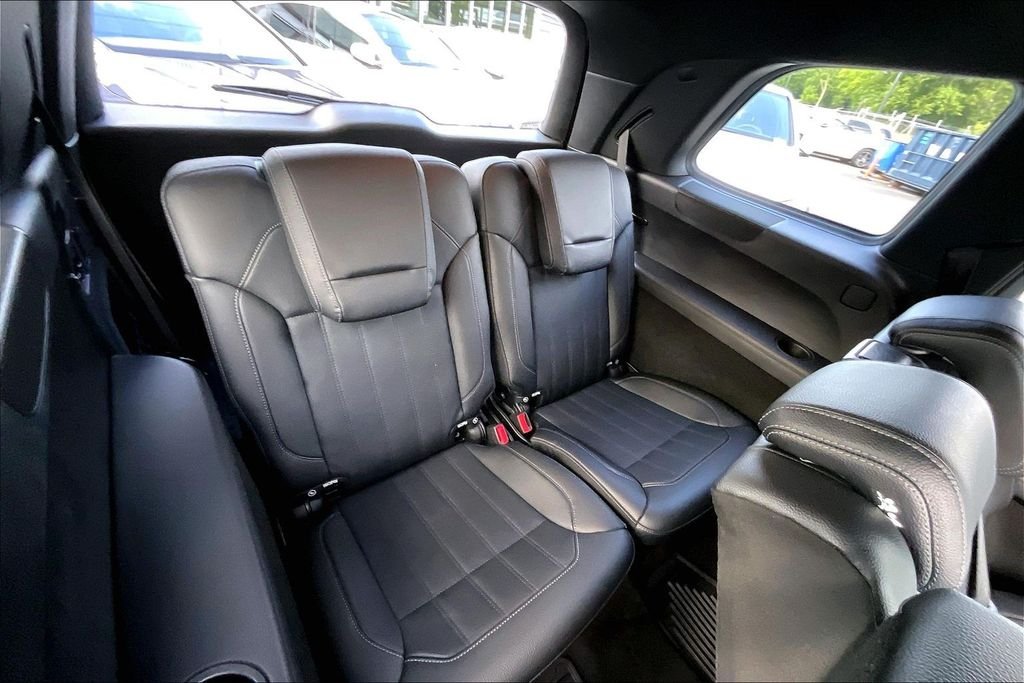 Used 2018 White Mercedes-Benz GLS 450 image 22
