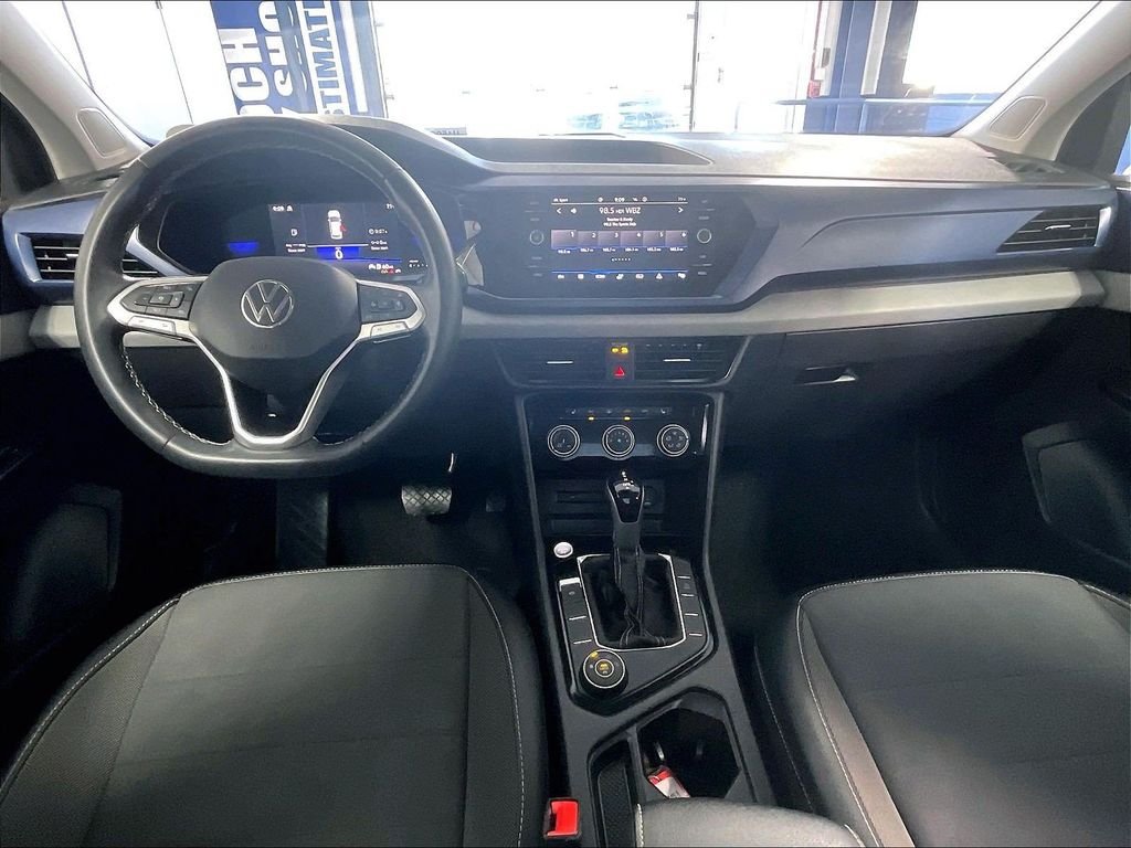 Used 2023 White Volkswagen 1.5T SE image 21
