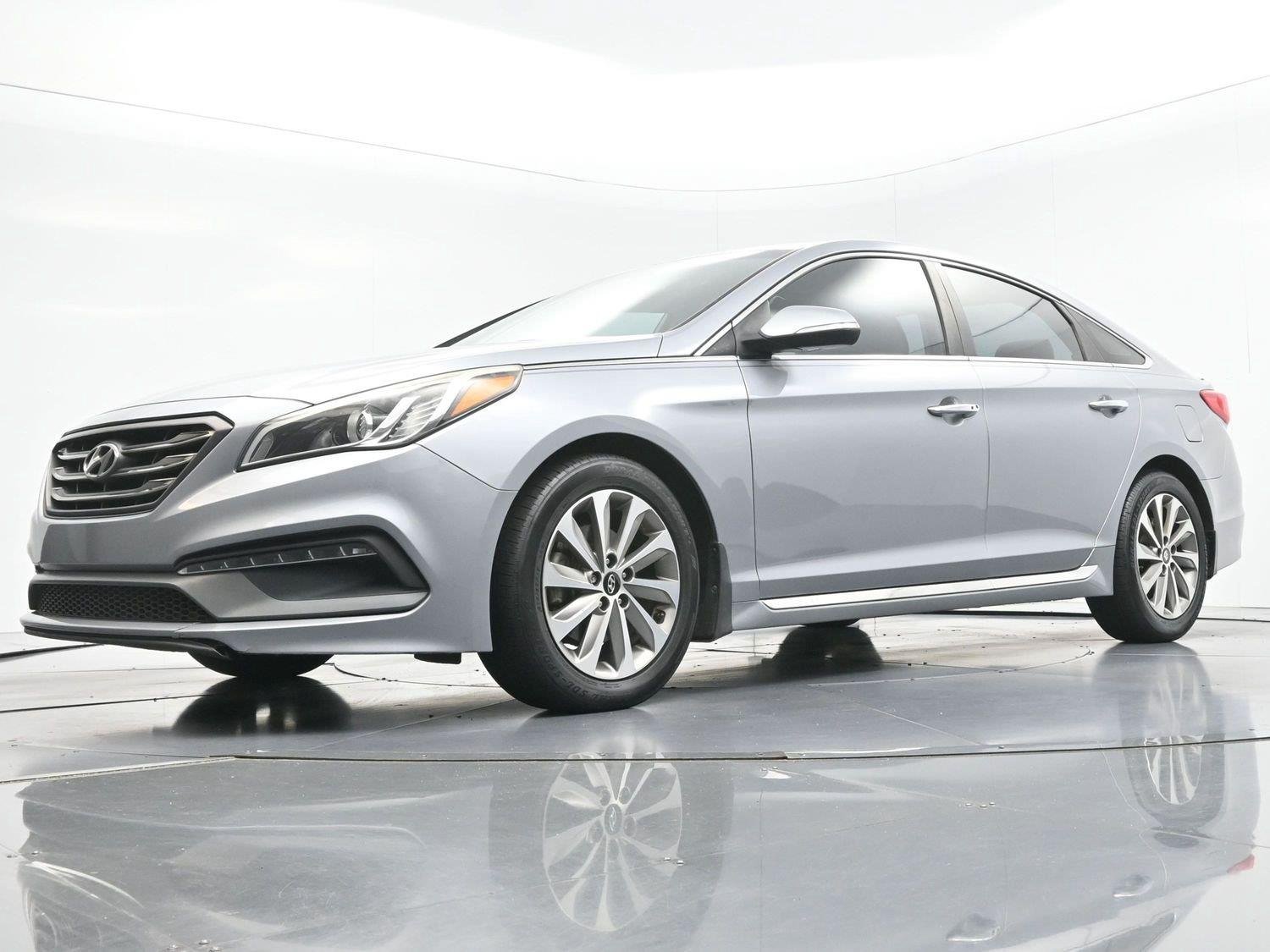 Used 2016 Symphony Silver Hyundai 2.4L Sport image 42