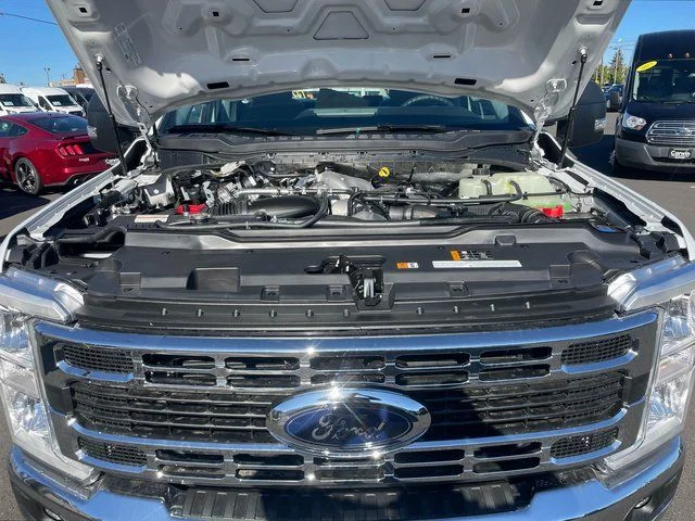 2026 Ford F-350 Super Duty Chassis Cab XL - Photo 28