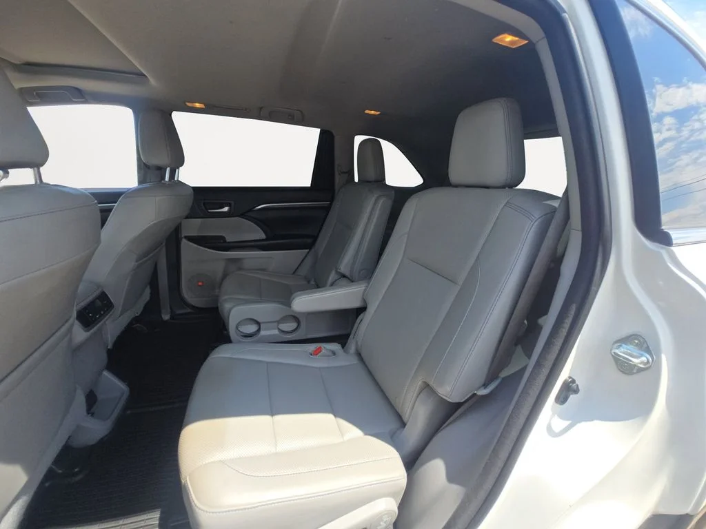 Used 2016 White Toyota Limited image 14