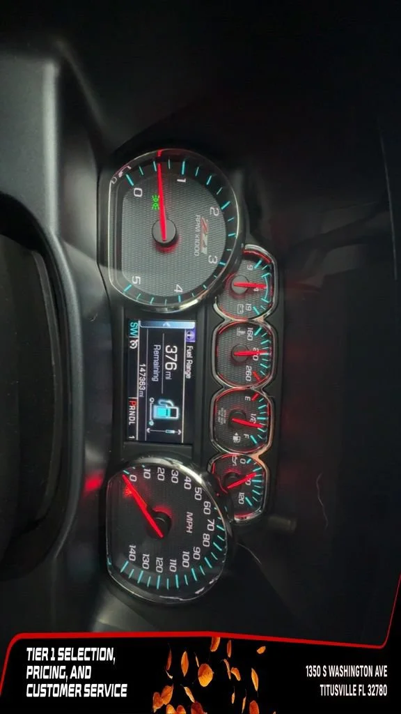 Used 2019 SUMMIT WHITE Chevrolet LTZ image 10