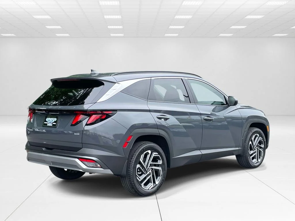 New 2026 Gray Hyundai SEL image 6