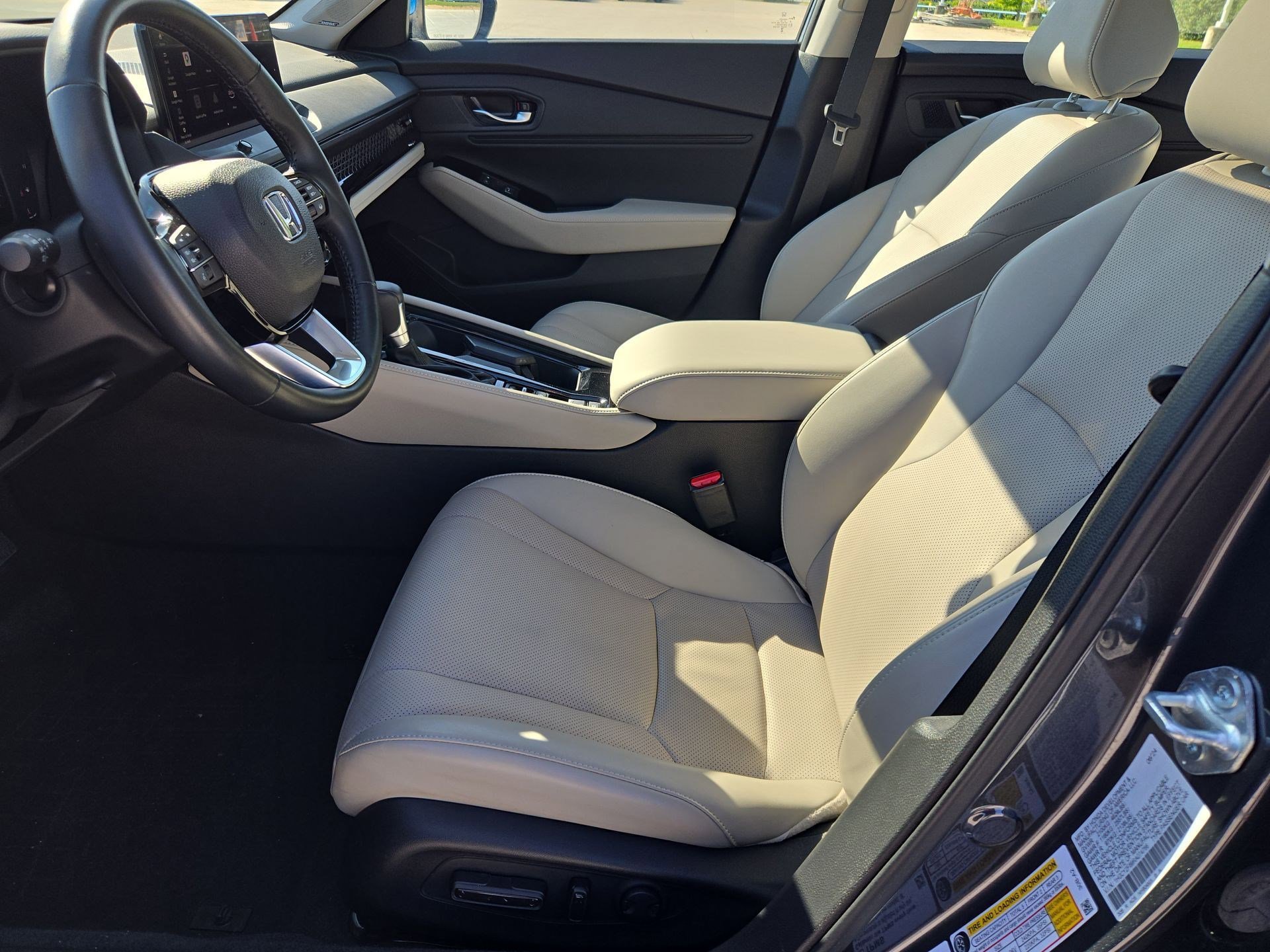 2024 Honda Accord Hybrid Touring - Photo 49