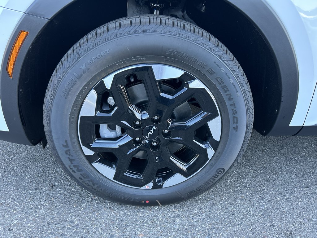 2026 Kia Sorento S - Photo 10