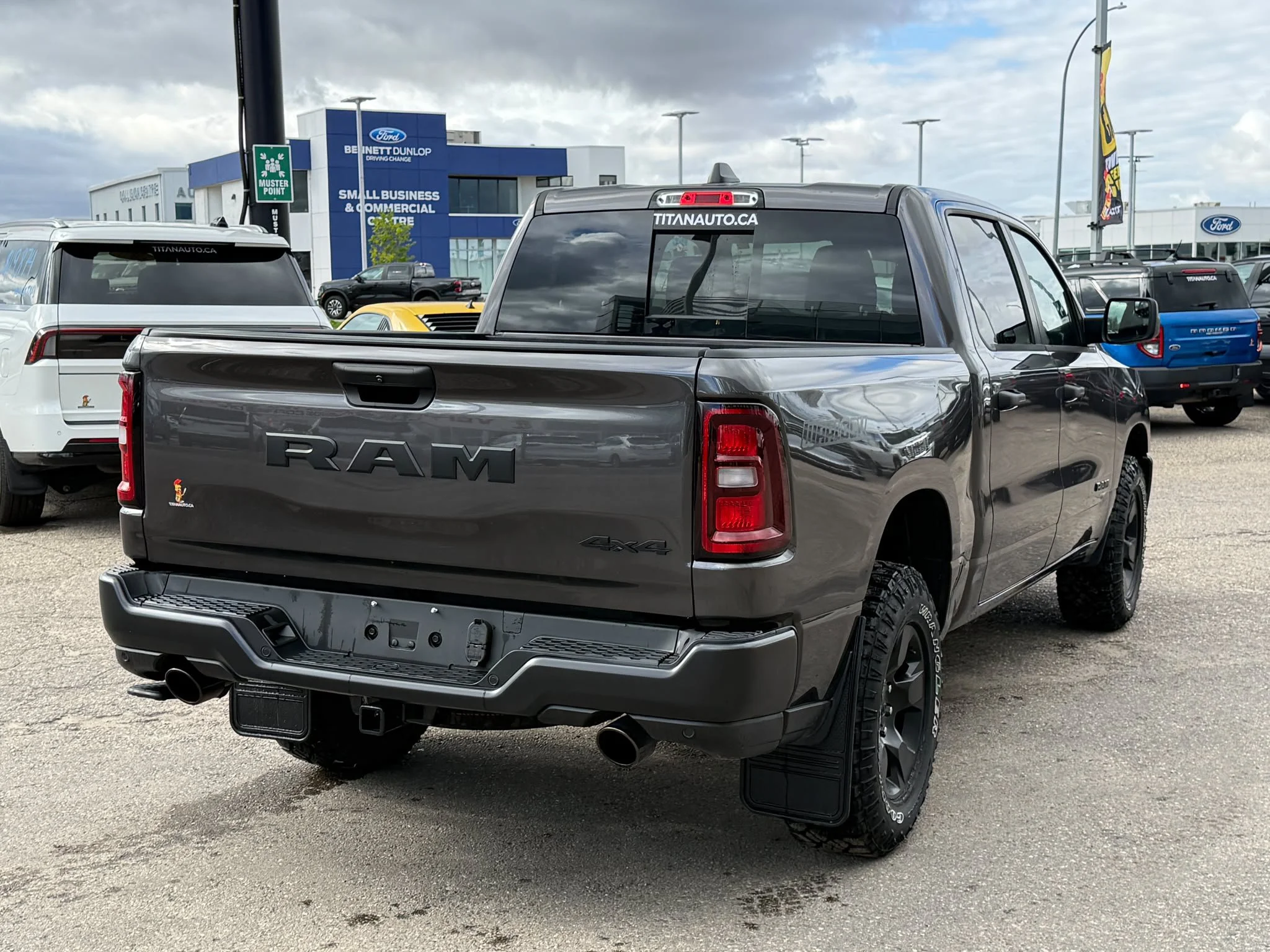 Certified Used 2026 Granite Crystal Metallic Ram Warlock 4x4*6 Pass | 3.0L I6 | 33in Tires | Adaptive Cruise | Remote Start | Park Assist image 23