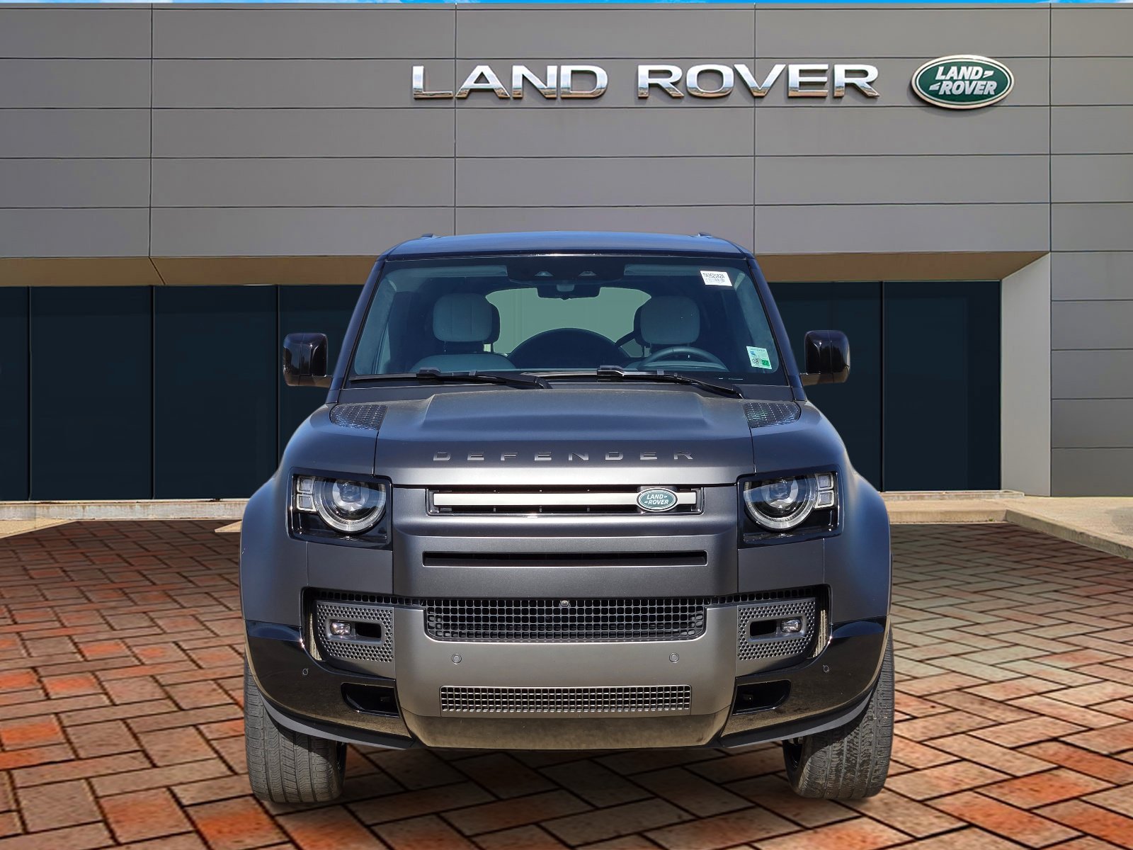 Used 2025 Gray Land Rover V8 image 2