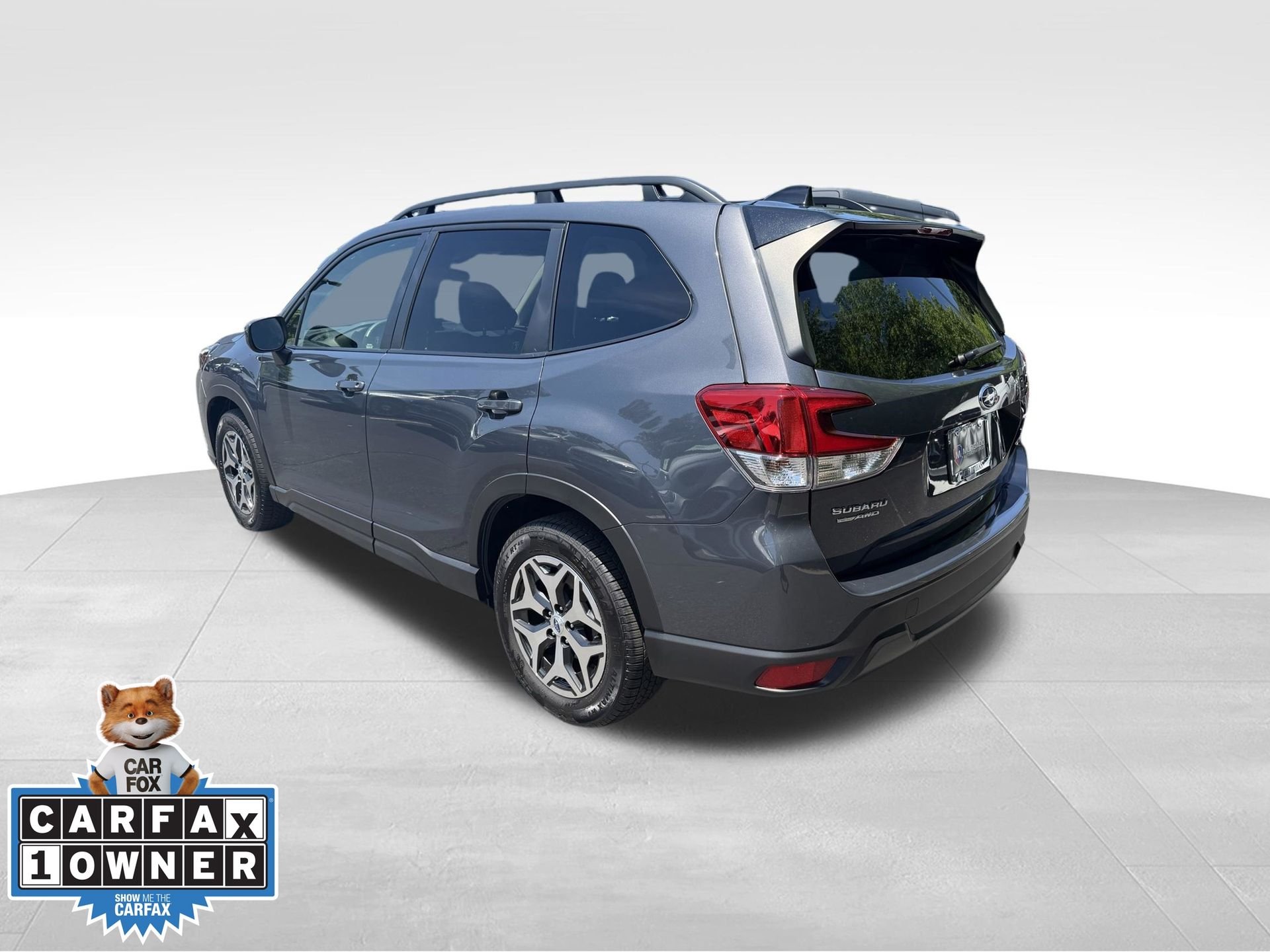 Used 2024 Gray Subaru Premium image 18