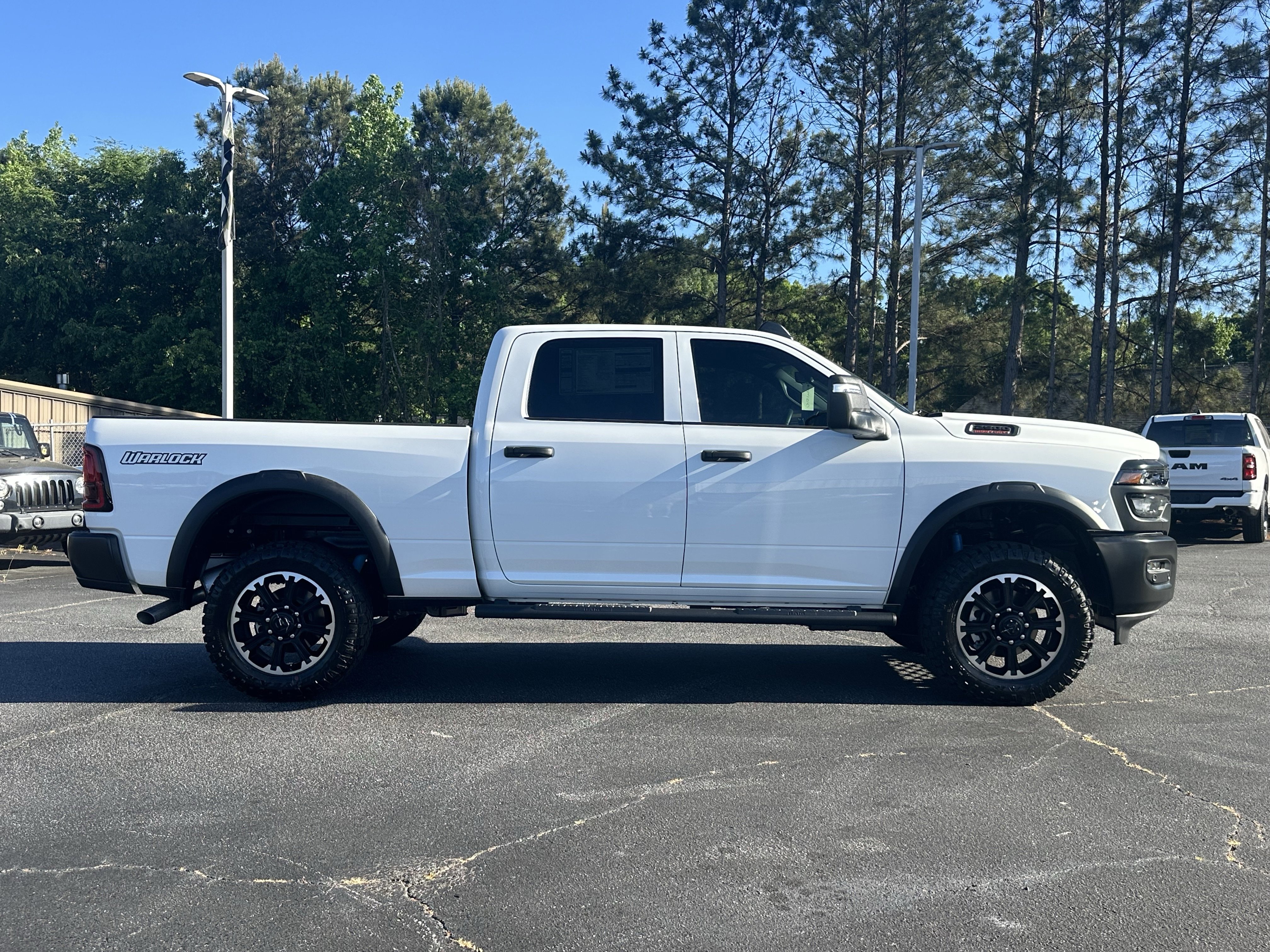 New 2026 Bright White Clear-Coat Exterior Paint RAM Warlock image 9