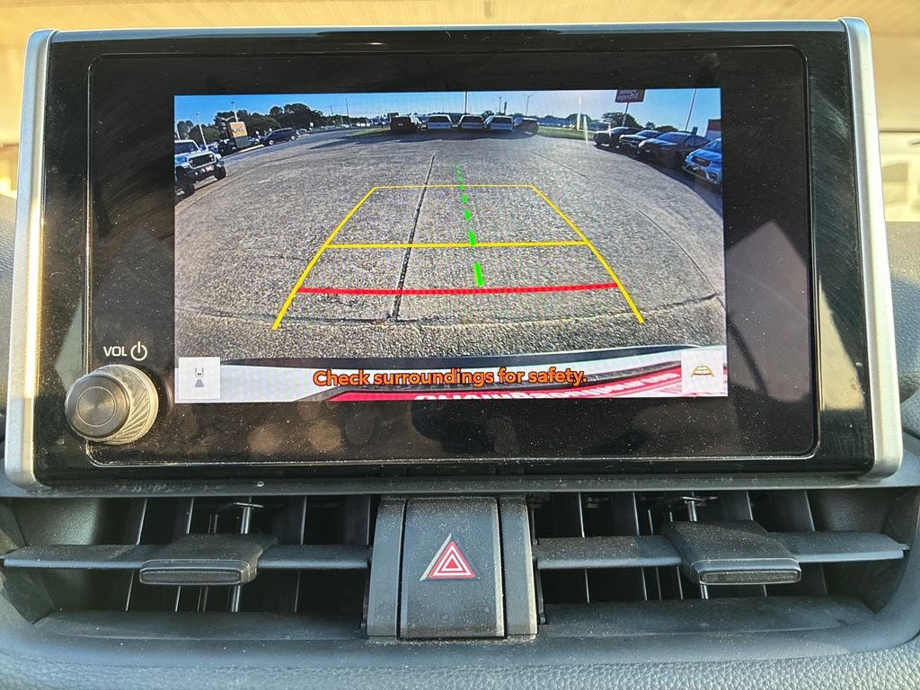 Used 2024 White Toyota XLE image 21