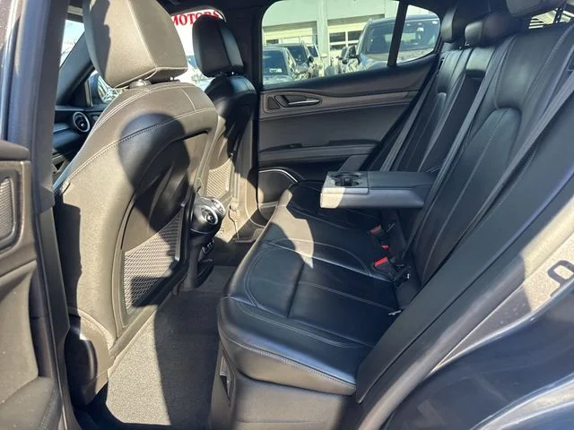 2023 Alfa Romeo Stelvio Ti - Photo 26