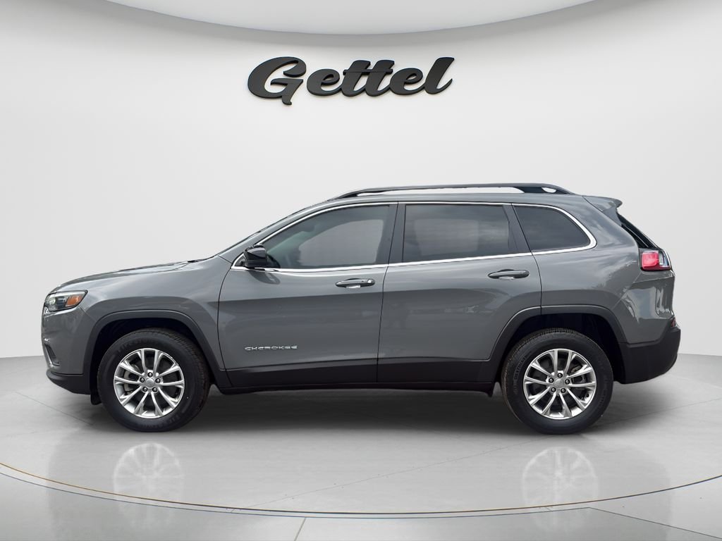 Used 2022 Gray Jeep Latitude Lux image 8
