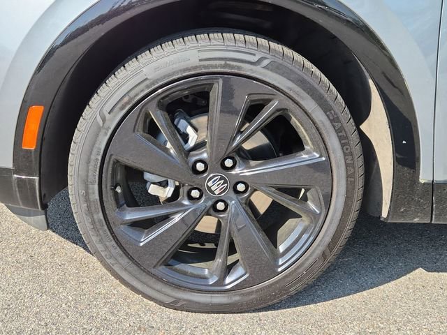 2025 Buick Envision Sport Touring - Photo 18