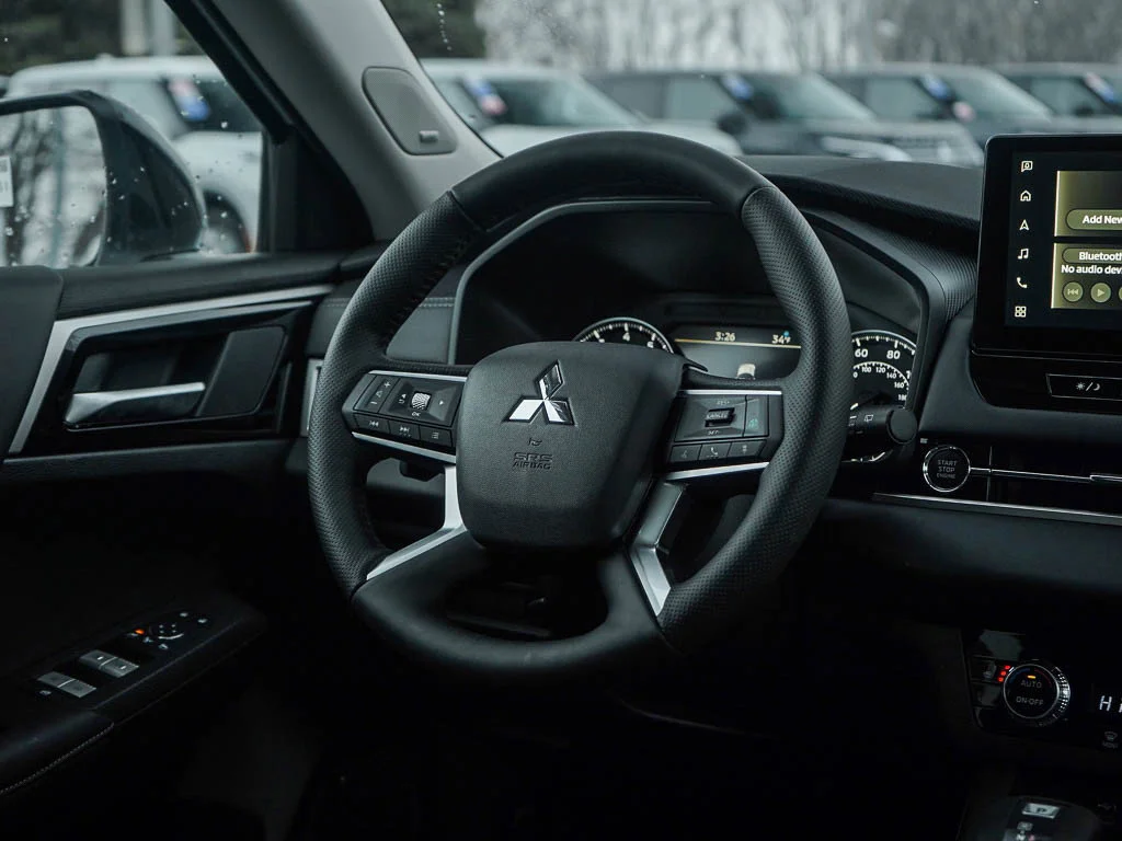 New 2026 White Diamond/Black Roof Mitsubishi TRAIL EDITION S-AWC image 20