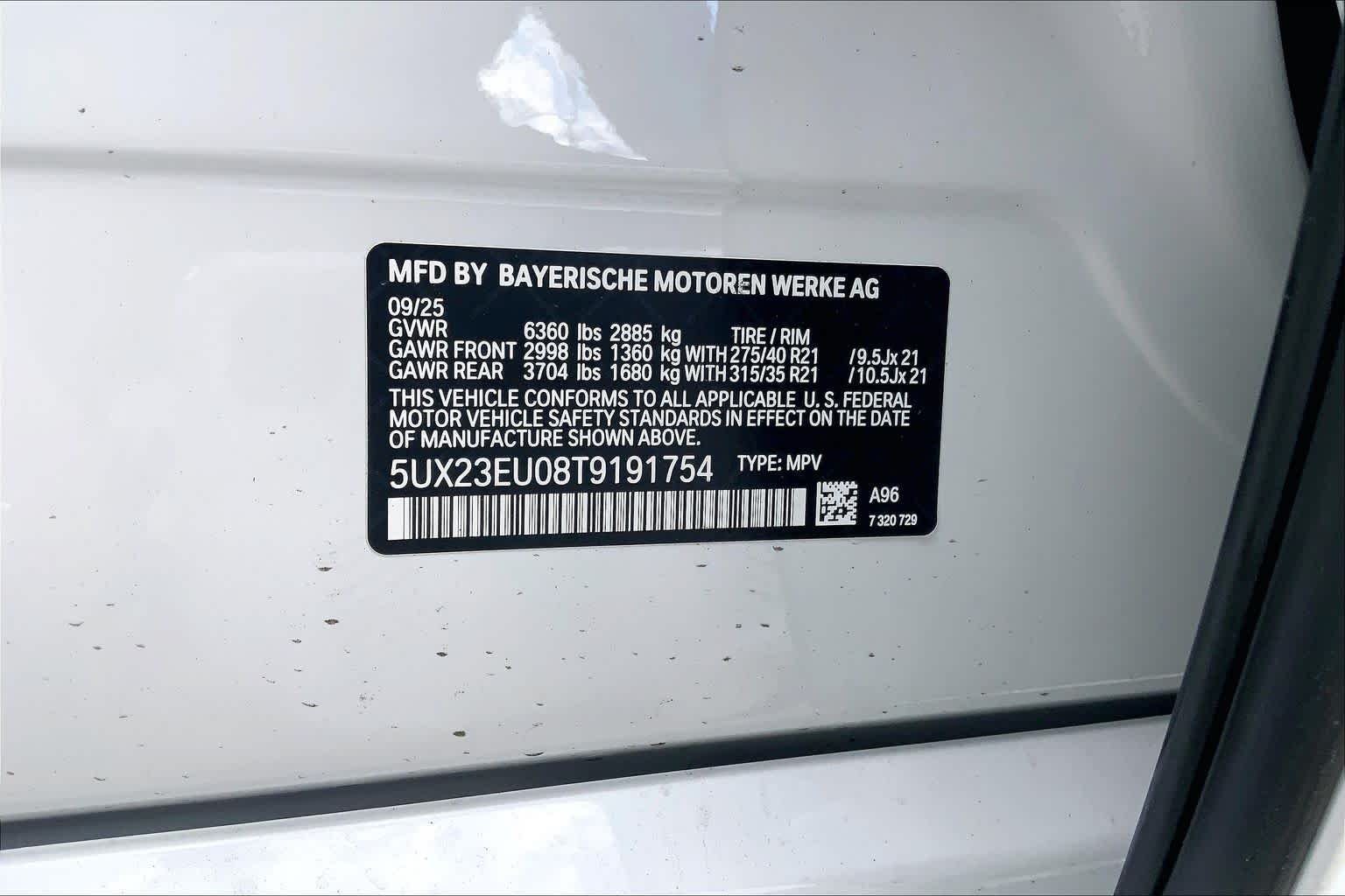 Used 2026 Mineral White Metallic BMW xDrive40i image 20