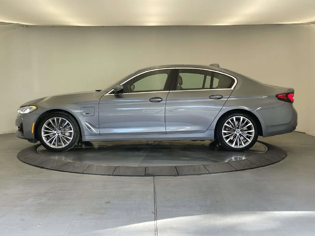 Used 2023 Gray BMW 530e iPerformance image 2