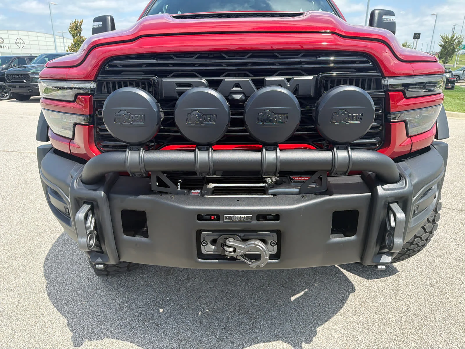New 2026 Molten Red Pearl-Coat Exterior Paint RAM Laramie image 12