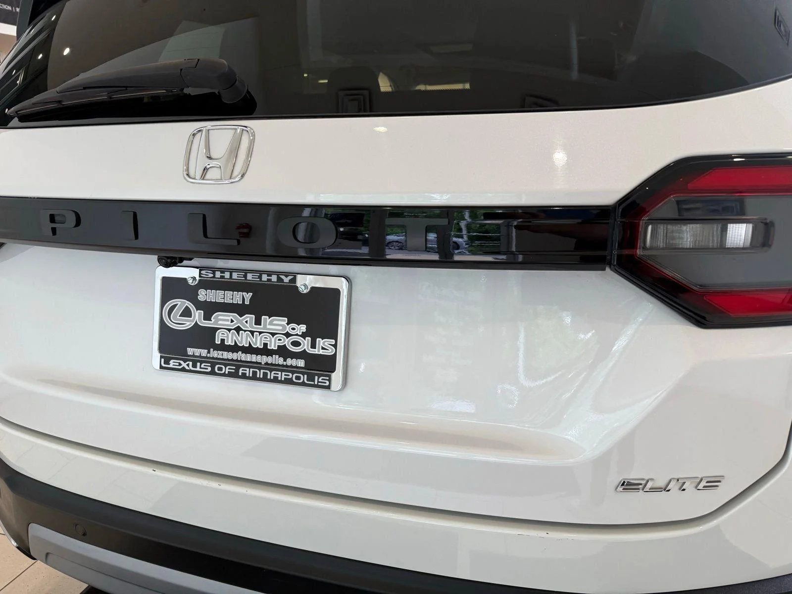 Used 2023 Platinum White Pearl Honda Elite image 35