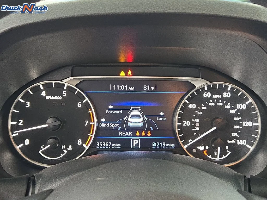 2025 Nissan Altima SV - Photo 17