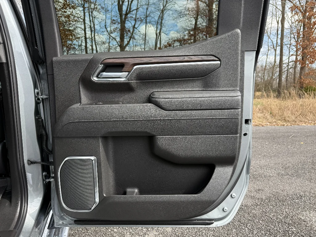 2026 GMC Sierra 1500 SLT - Photo 31