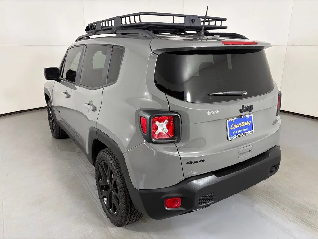 Used 2022 Gray Jeep Altitude image 6