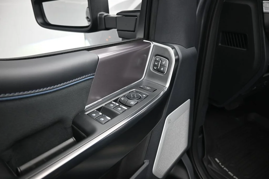 New 2026 Carbonized Gray Metallic Ford Platinum image 10