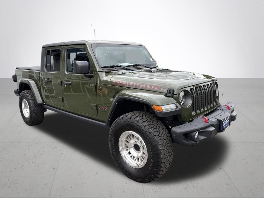 Used 2022 Green Clearcoat Jeep Rubicon image 4