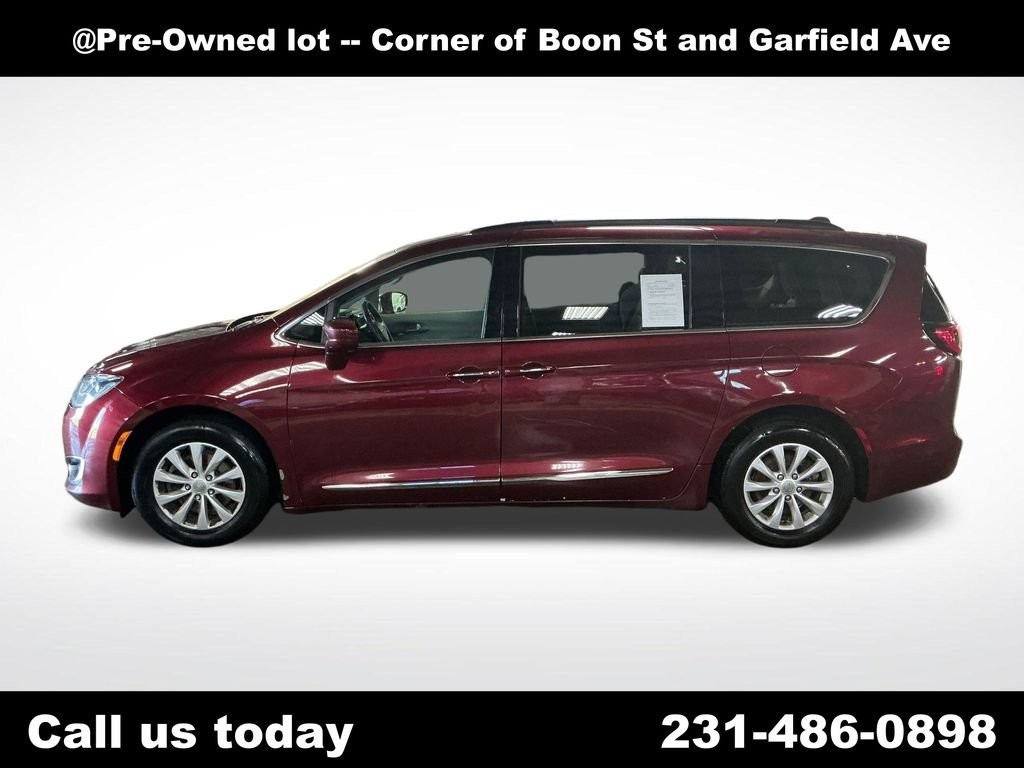 2C4RC1BG3HR587522
