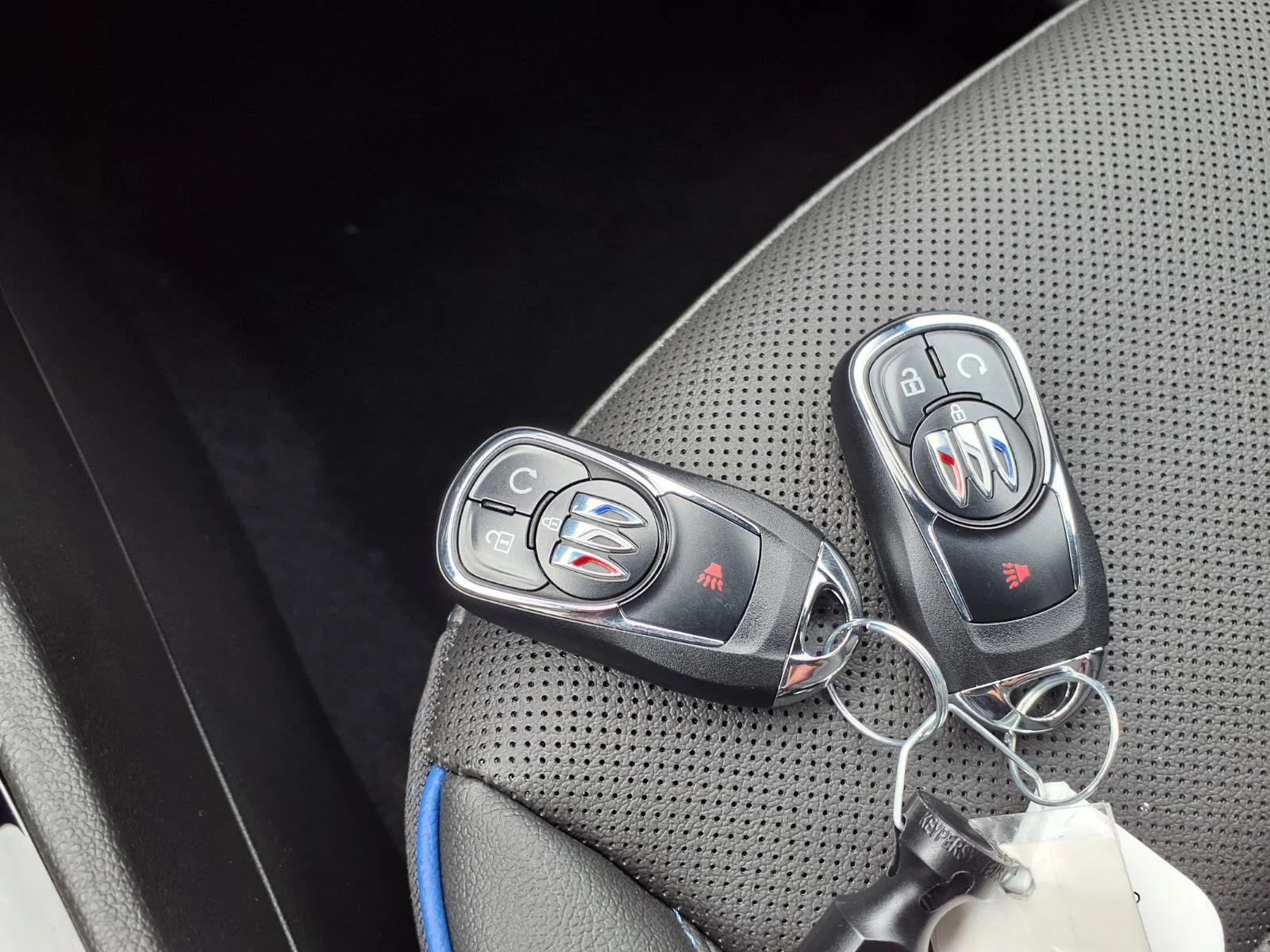 2026 Buick Encore GX Sport Touring - Photo 12