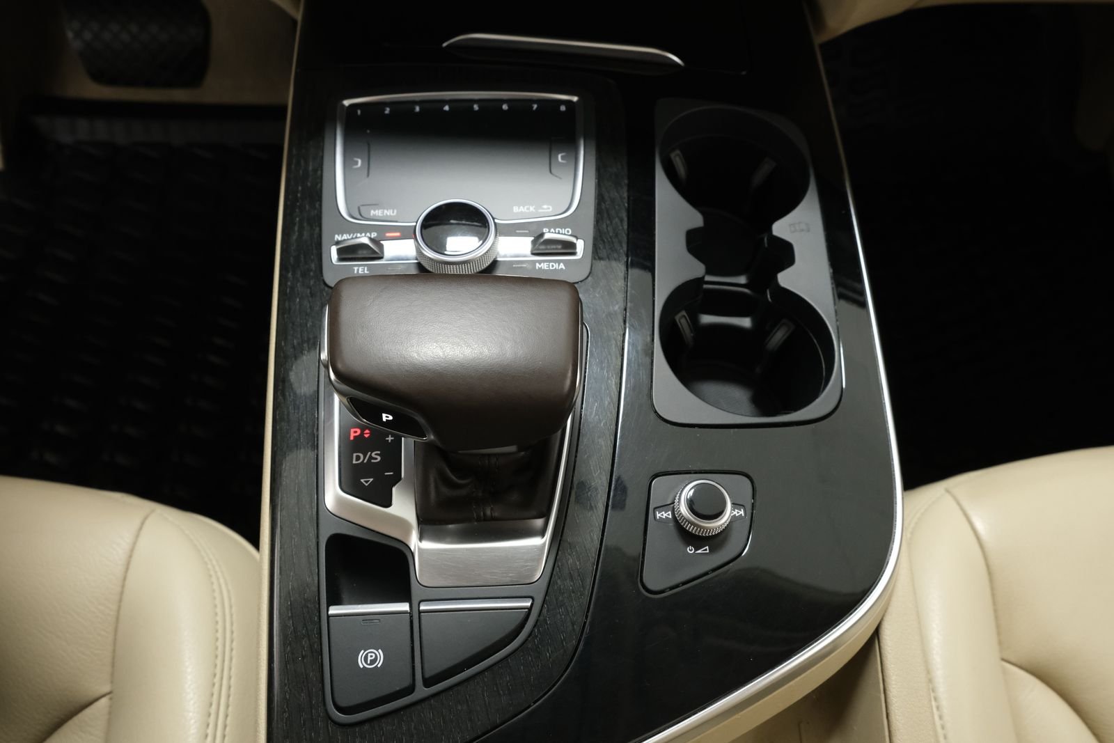 Used 2019 Glacier White Metallic Audi 55 Premium Plus image 23