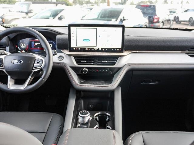 New 2026 Star White Metallic Tri-Coat Ford Active image 64