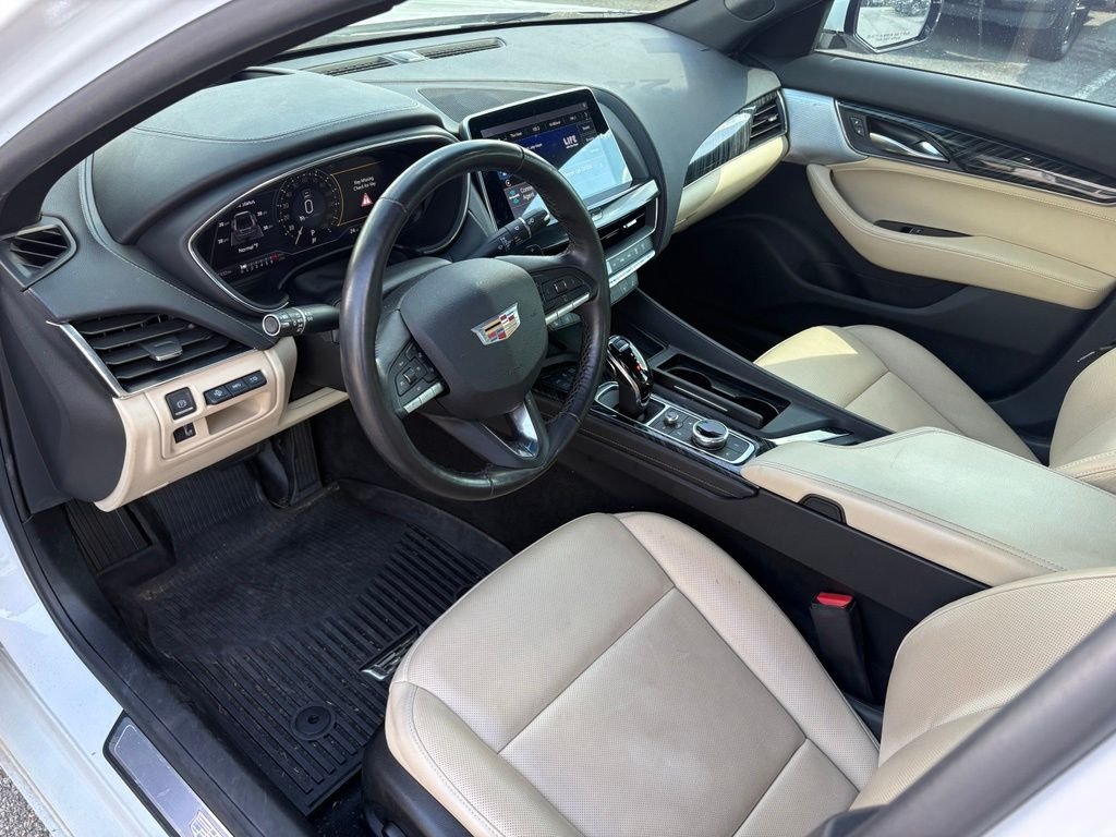 Used 2024 Crystal White Tri-Coat Cadillac Premium Luxury image 7