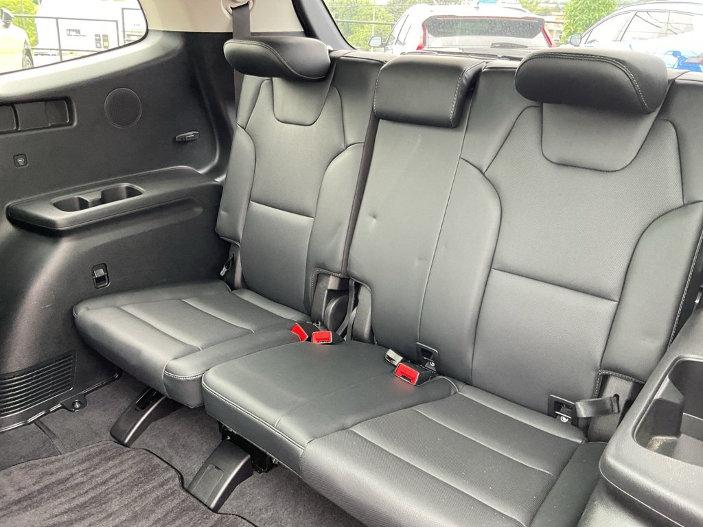 Certified Used 2024 Ebony Black Kia SX image 21
