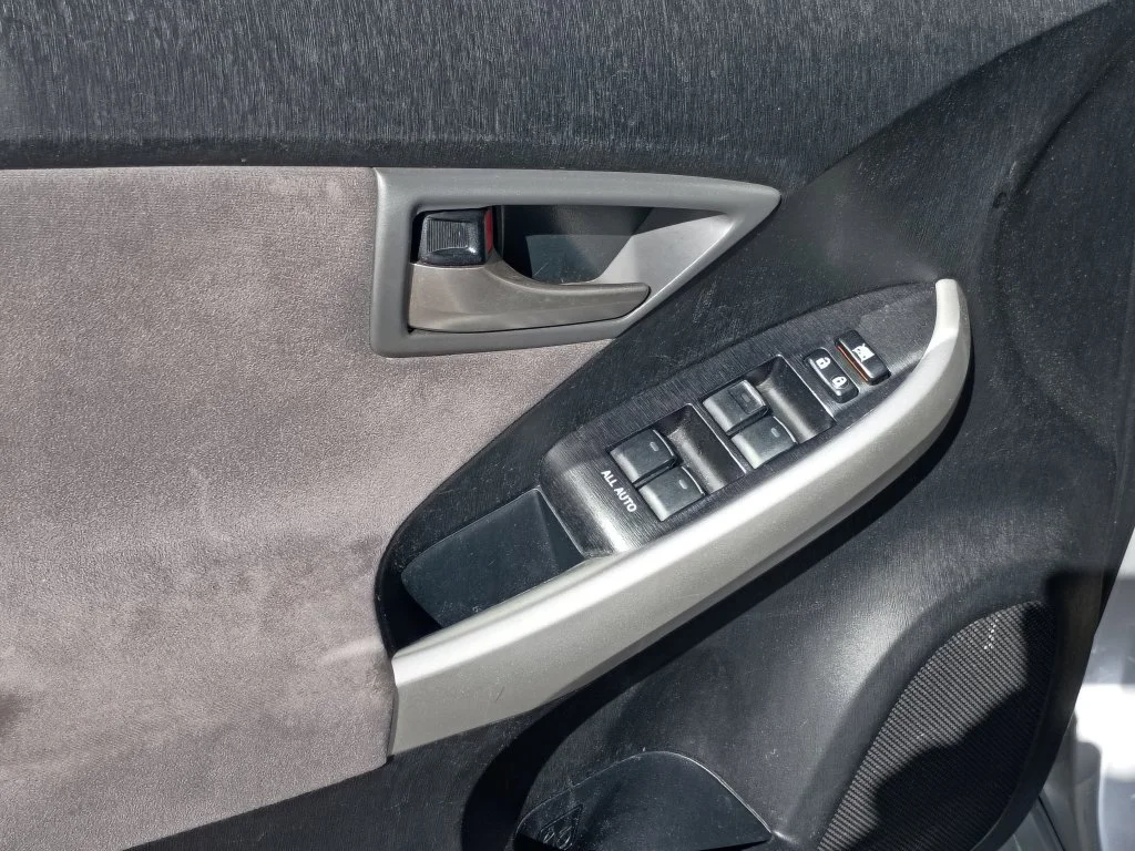 Used 2013 Classic Silver Metallic Toyota Three image 14