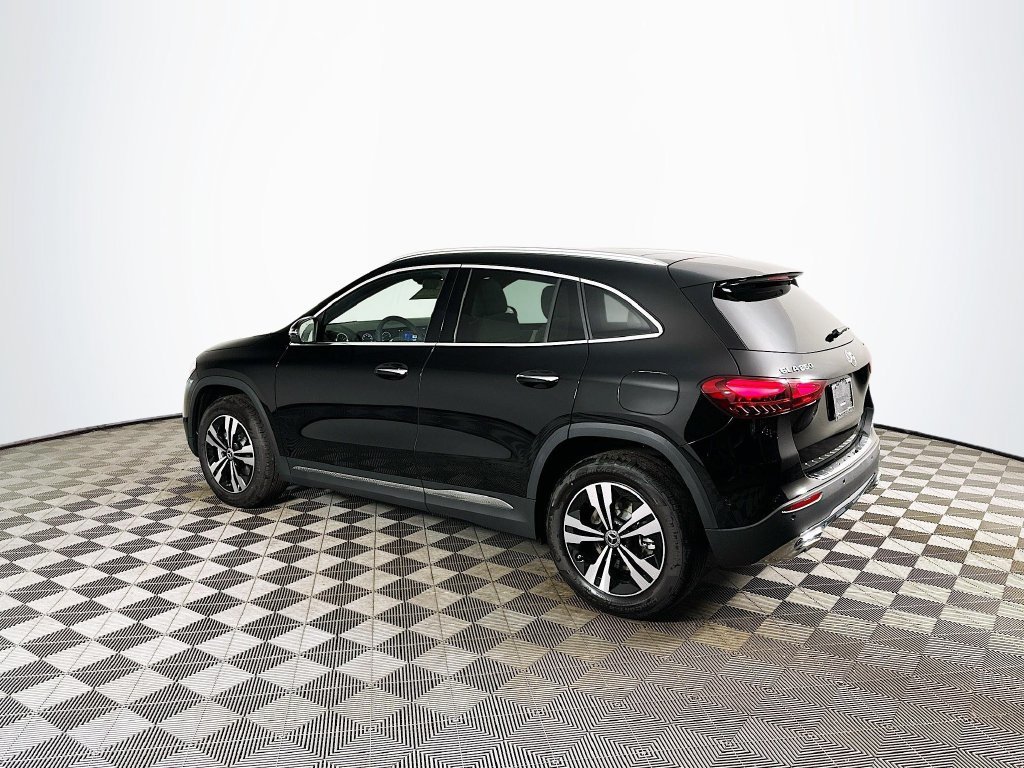 New 2026 Night Black Mercedes-Benz GLA 250 image 35