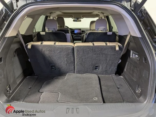 Used 2020 Gray Ford Limited image 10