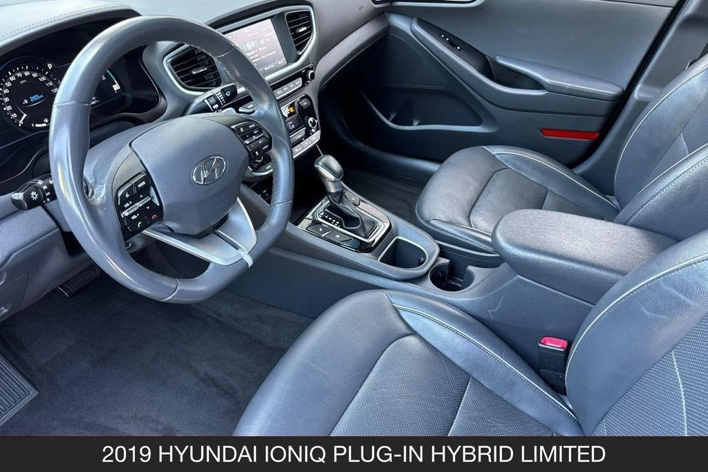 Used 2019 Blue Hyundai Limited image 12