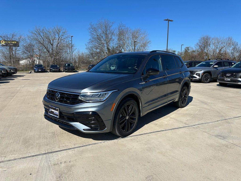 2022 Volkswagen Tiguan SE R-LINE BLACK