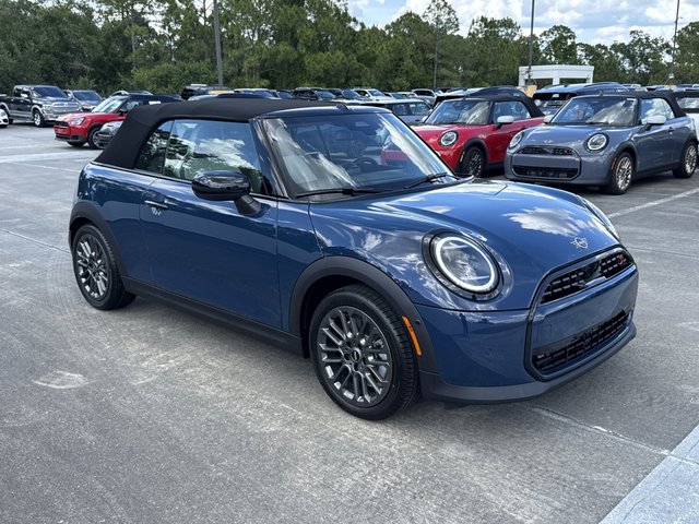 2026 MINI Convertible Signature Plus