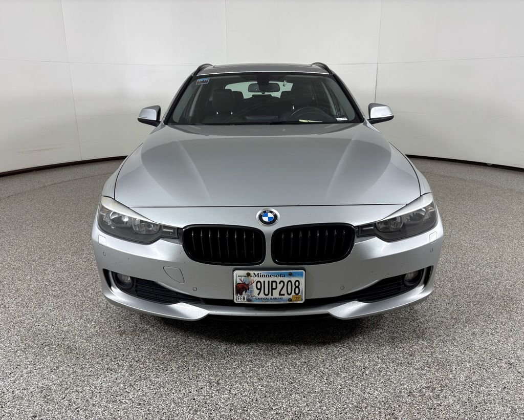 Used 2014 Glacier Silver Metallic BMW 328d xDrive image 3