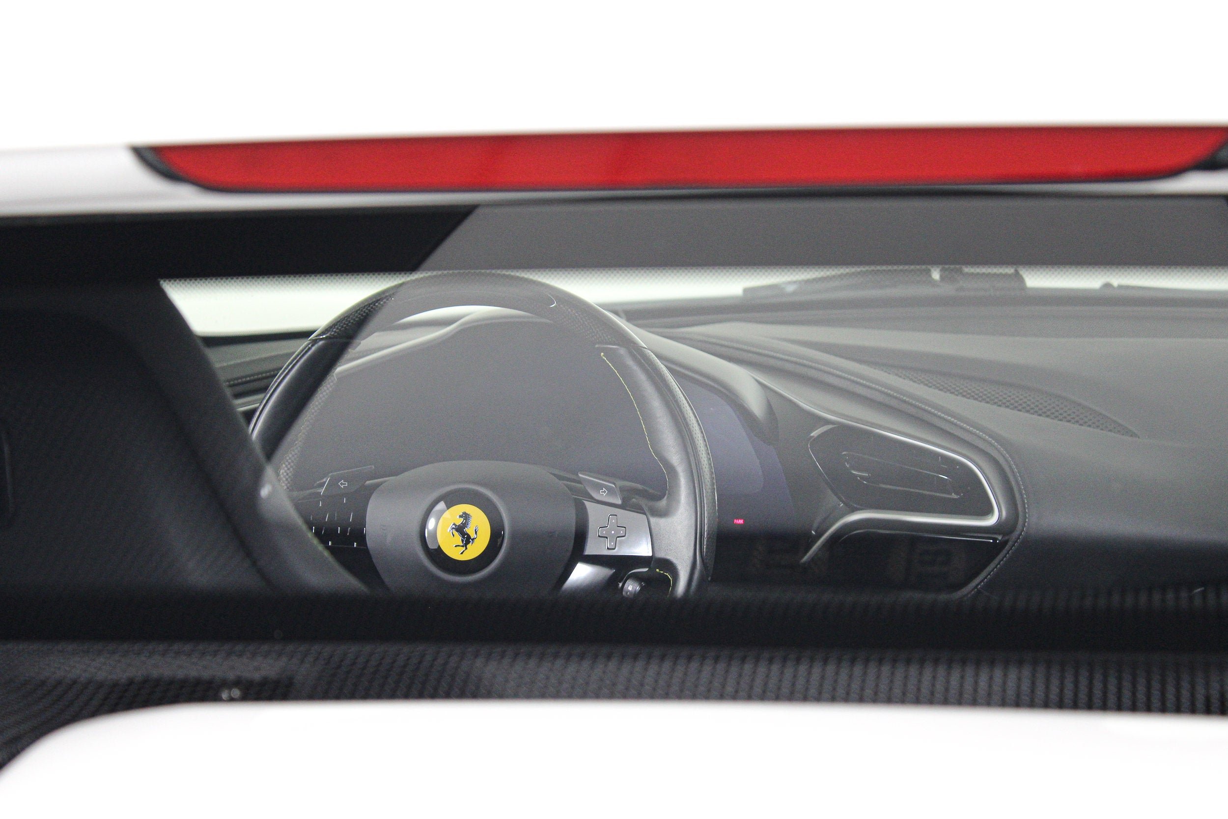 Used 2025 Bianco Cervino Ferrari  image 32