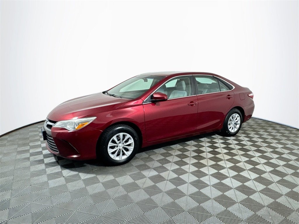 Used 2016 Toyota Camry LE with VIN 4T1BF1FK1GU576622 for sale in Chippewa Falls, WI