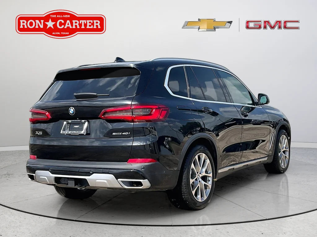 Used 2020 Black BMW sDrive40i image 6
