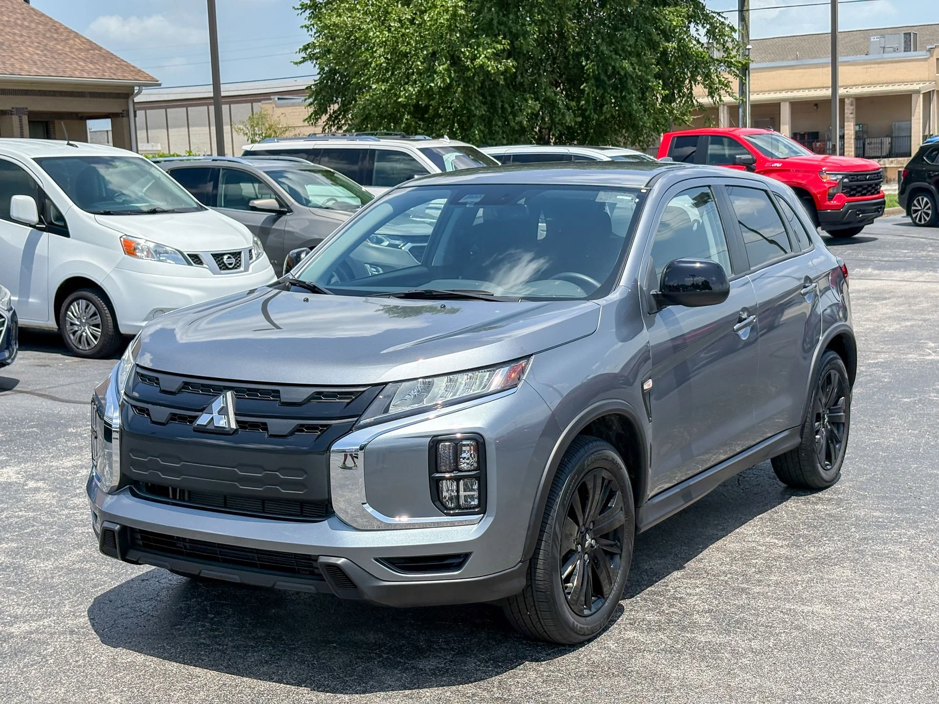 Used 2024 Gray Mitsubishi 2.0 ES image 3